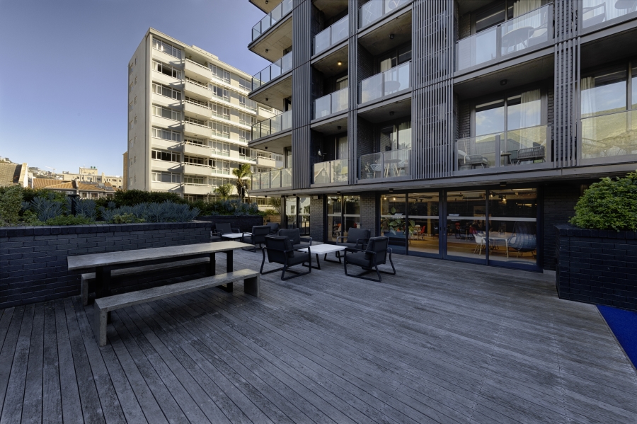 1 Bedroom Property for Sale in Fresnaye Western Cape